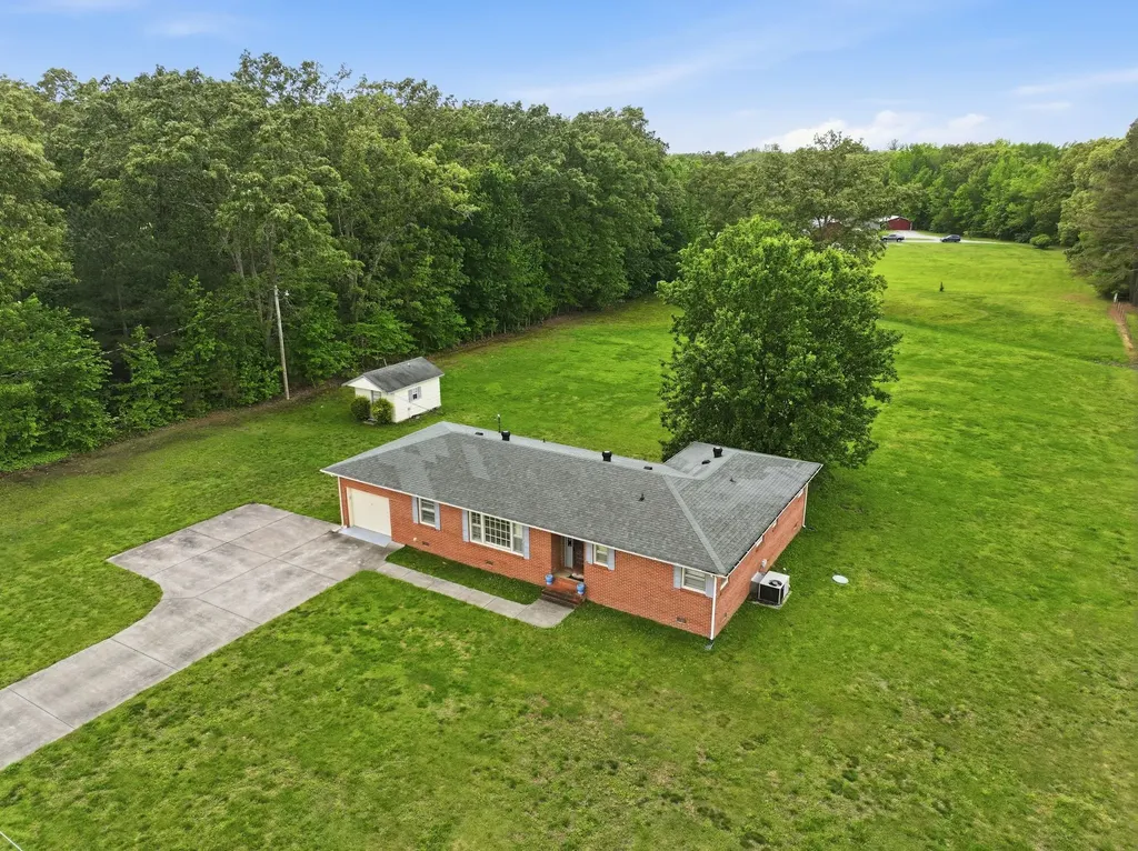 194 Hickory Drive Manchester TN 37355