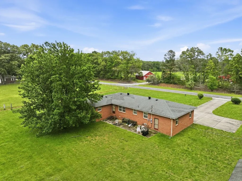 194 Hickory Drive Manchester TN 37355
