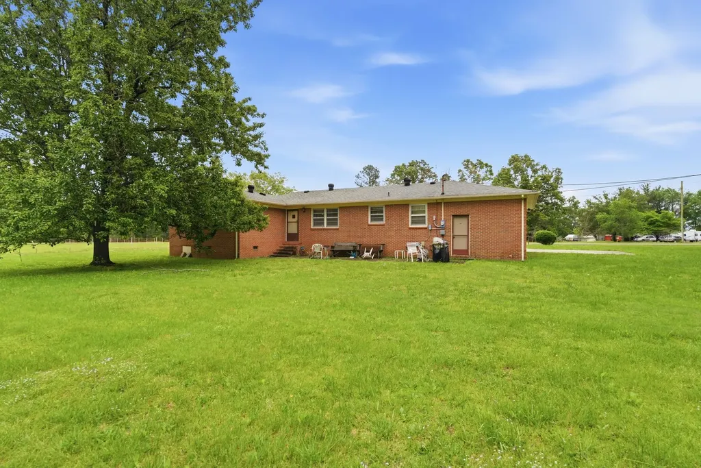 194 Hickory Drive Manchester TN 37355