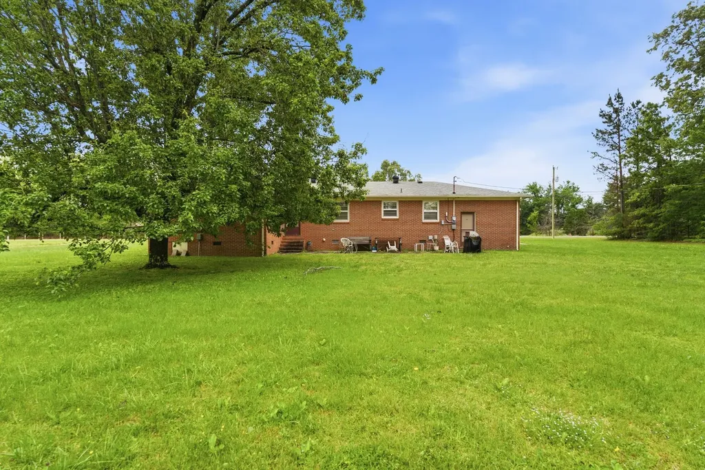 194 Hickory Drive Manchester TN 37355
