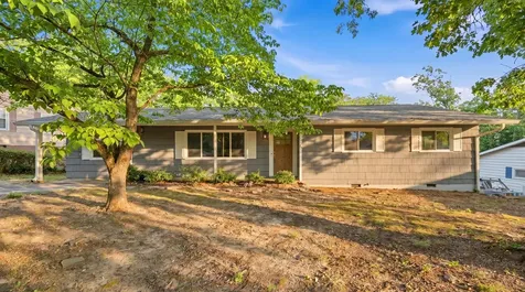 3925 Forest Highland Drive Chattanooga TN 37415