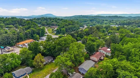 3925 Forest Highland Drive Chattanooga TN 37415