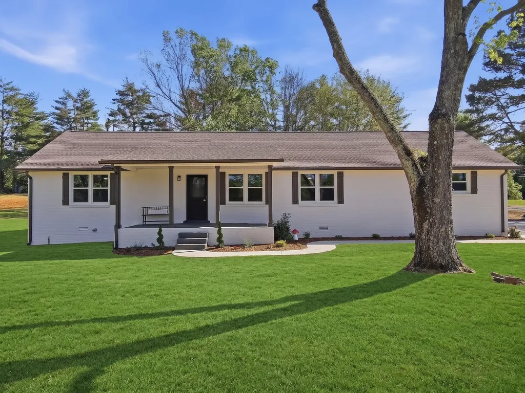 2525 Williamsport Pike Columbia TN 38401