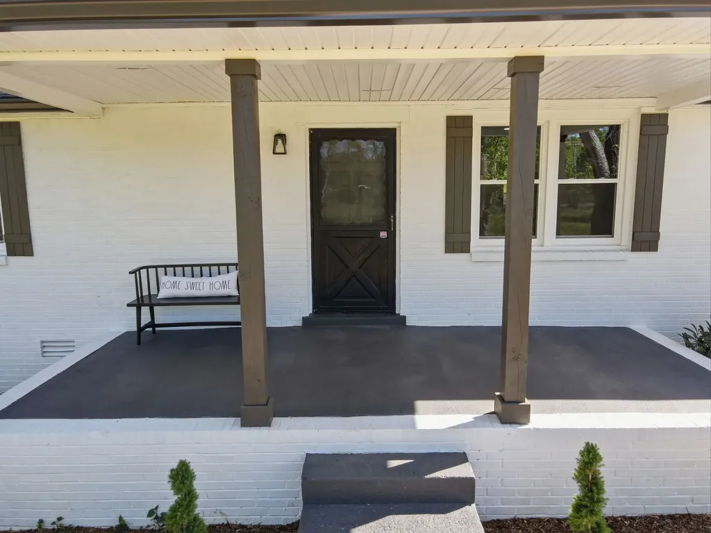 2525 Williamsport Pike Columbia TN 38401
