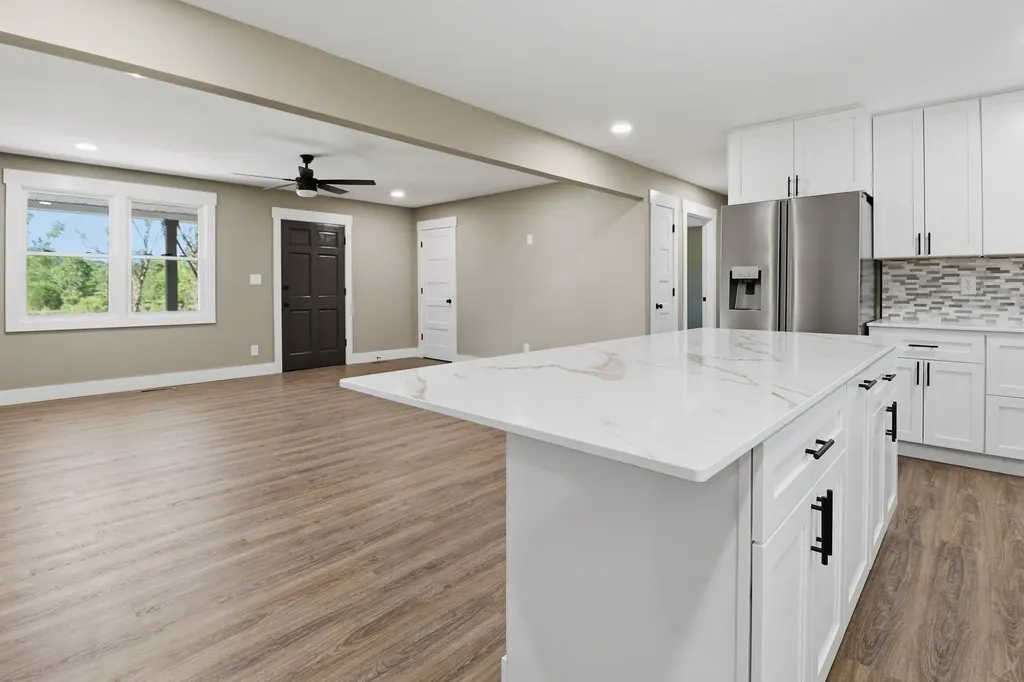 2525 Williamsport Pike Columbia TN 38401