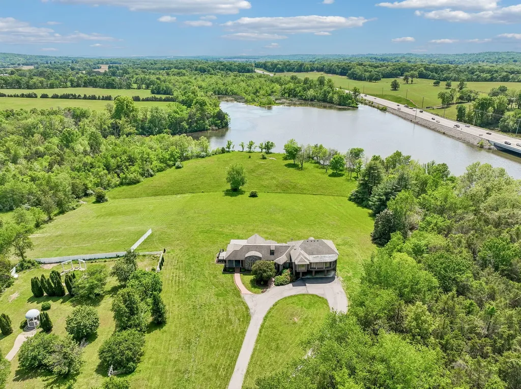 2836 Academy Road Lebanon TN 37087