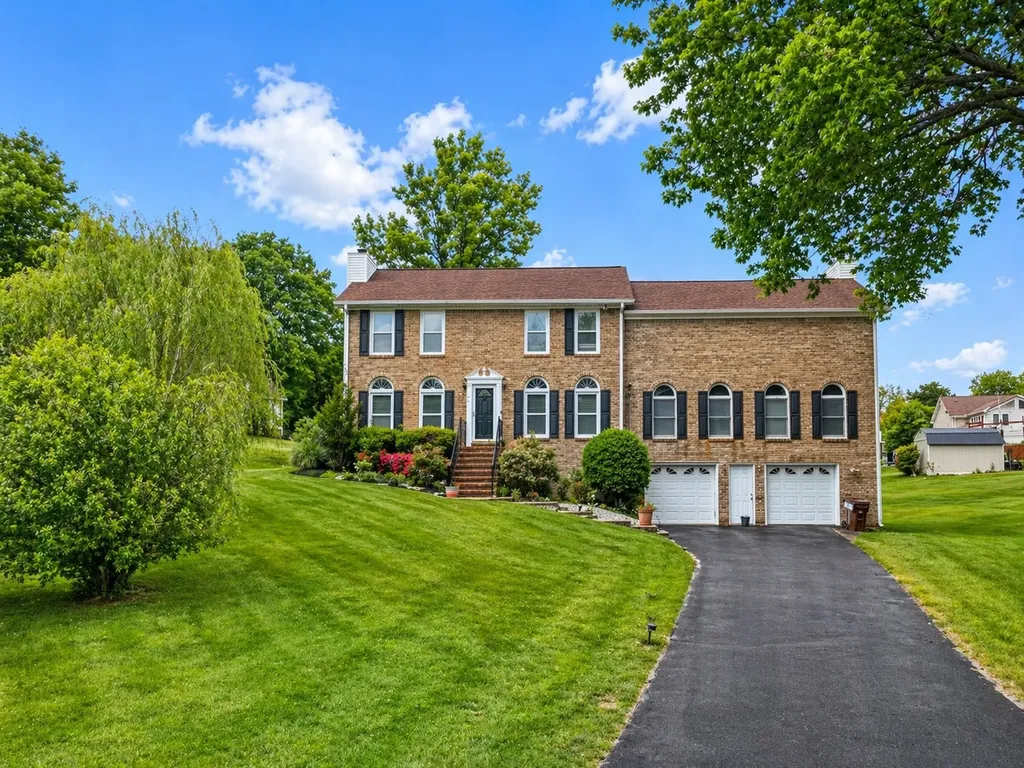 109 Rocky Drive Columbia TN 38401