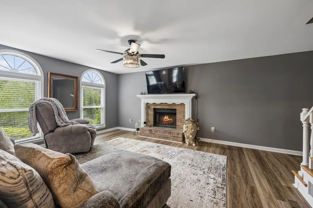 109 Rocky Drive Columbia TN 38401