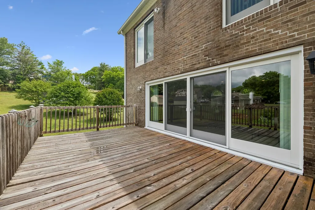 109 Rocky Drive Columbia TN 38401