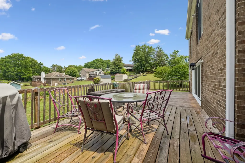 109 Rocky Drive Columbia TN 38401