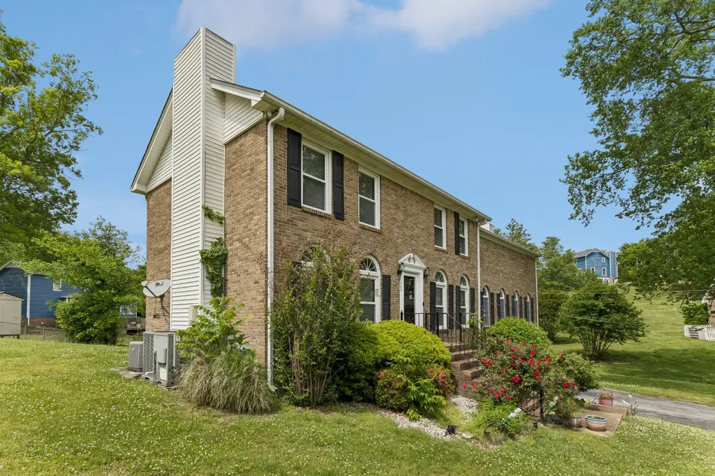 109 Rocky Drive Columbia TN 38401