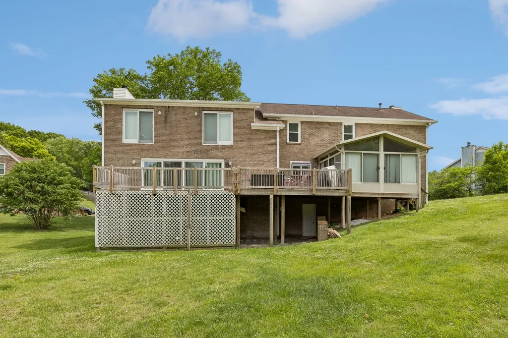 109 Rocky Drive Columbia TN 38401