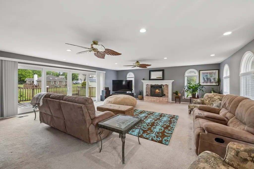 109 Rocky Drive Columbia TN 38401