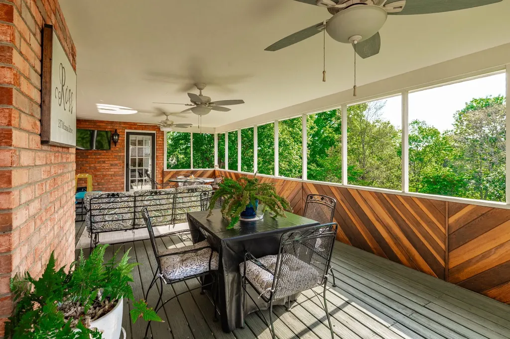 137 Mimosa Drive Gallatin TN 37066
