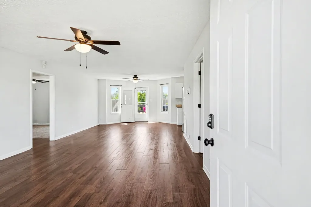 1272 Barbee Lane Clarksville TN 37042