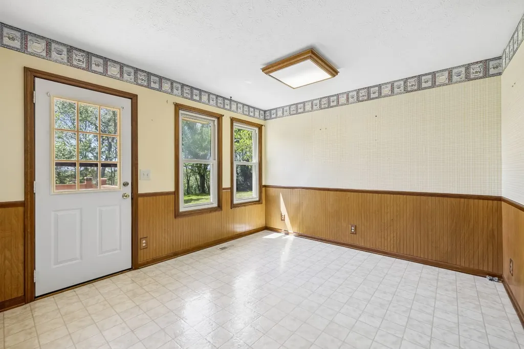 1690 Lawrence Lane Springfield TN 37172
