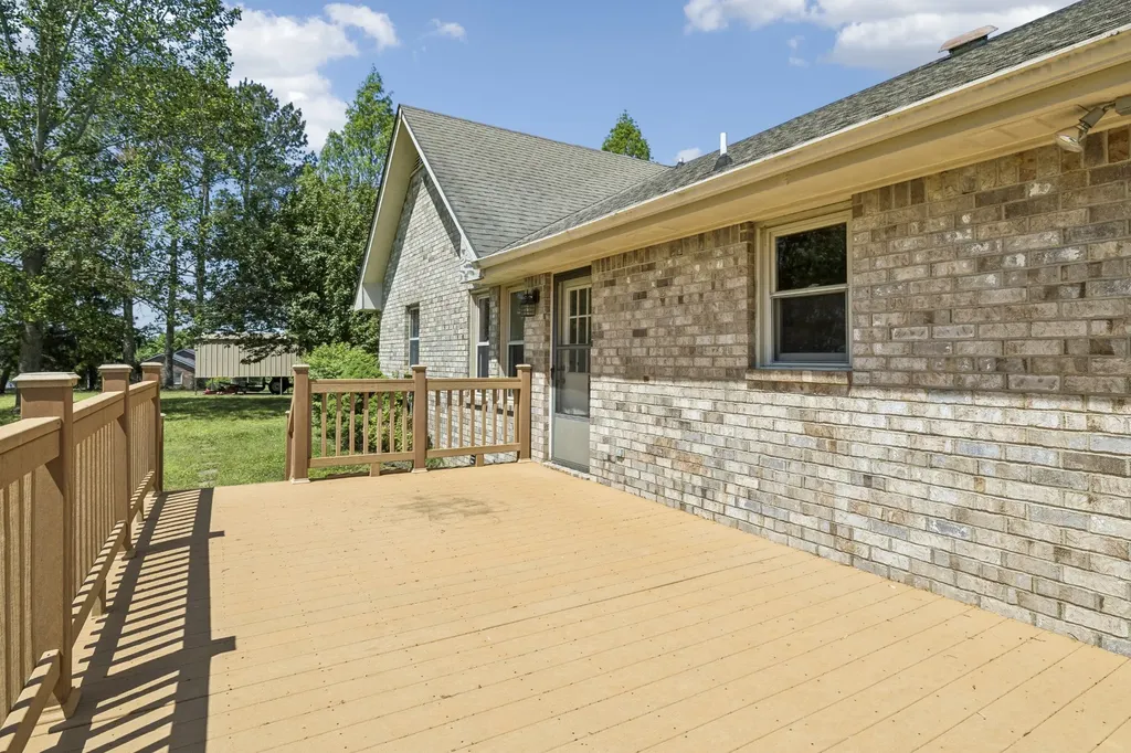 1690 Lawrence Lane Springfield TN 37172