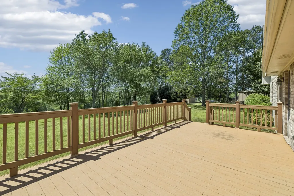 1690 Lawrence Lane Springfield TN 37172