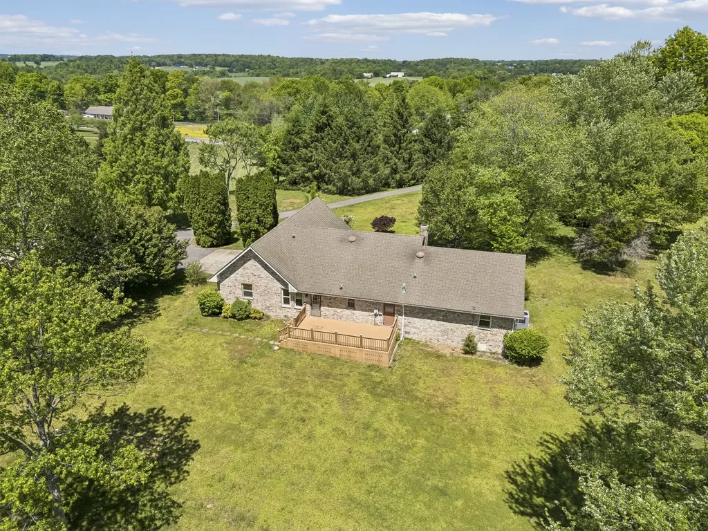 1690 Lawrence Lane Springfield TN 37172