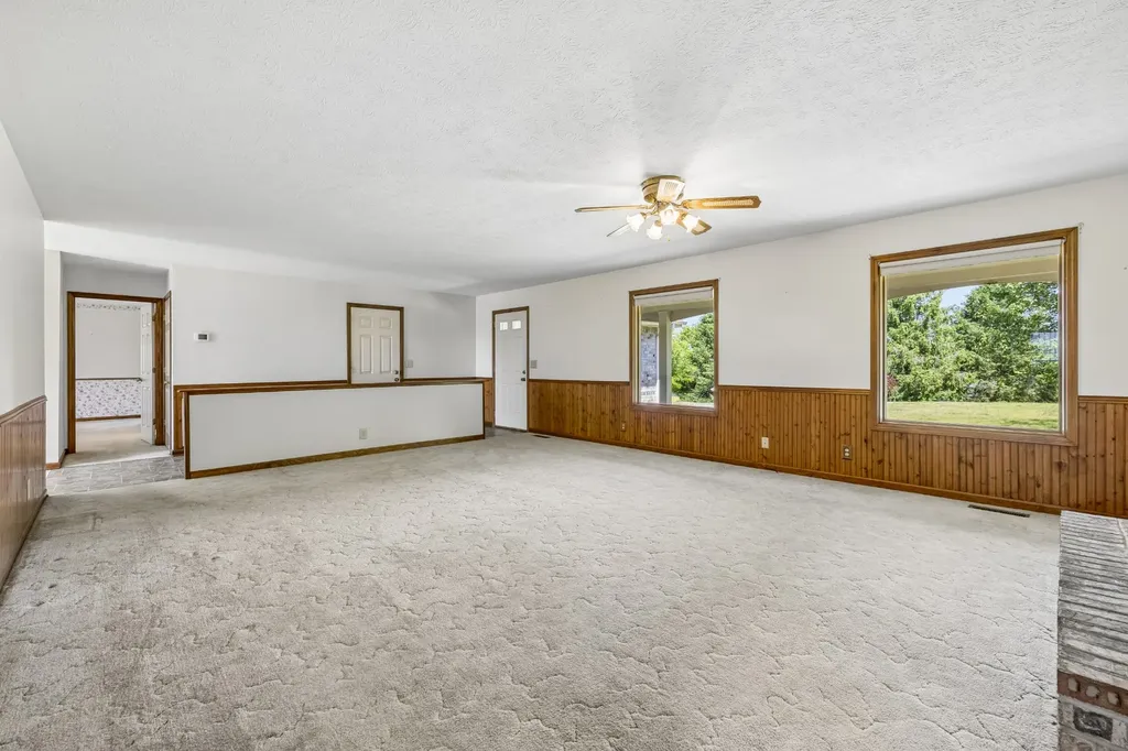 1690 Lawrence Lane Springfield TN 37172