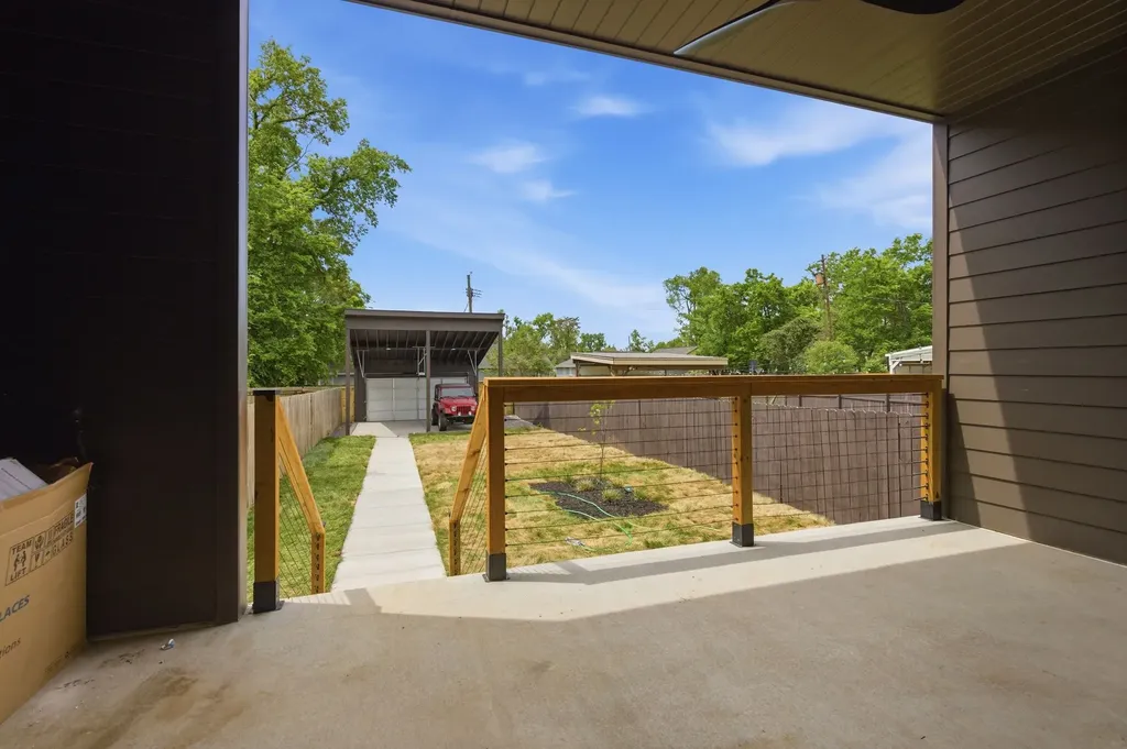 1745 16th Ave, N Nashville TN 37208