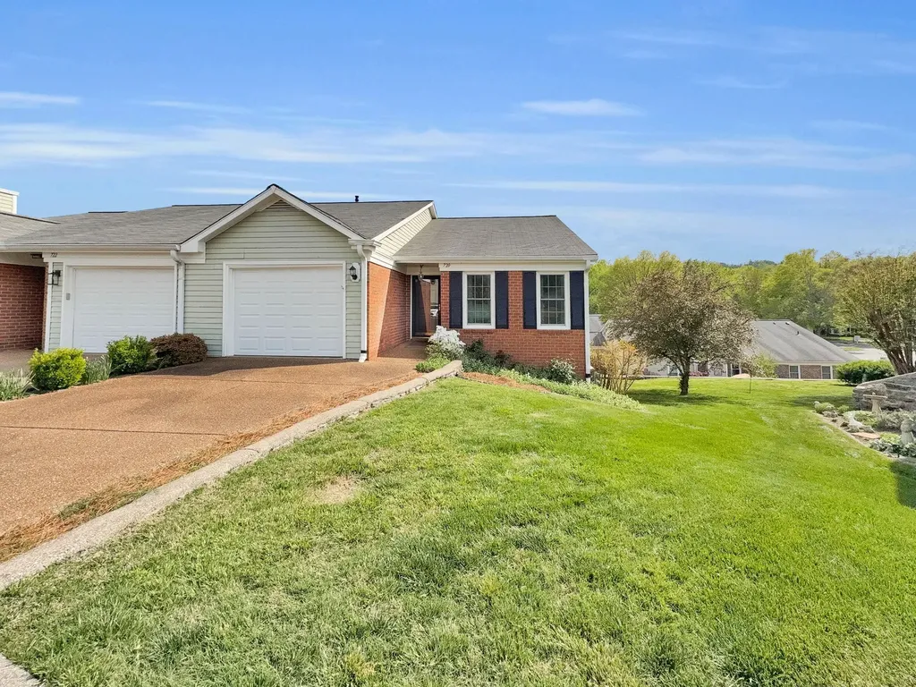 720 Mount Carmel Place Nashville TN 37205
