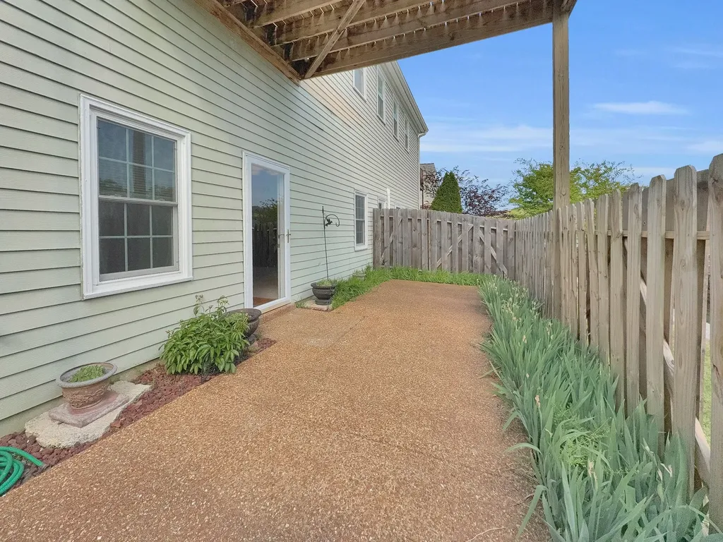 720 Mount Carmel Place Nashville TN 37205
