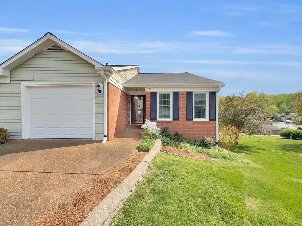 720 Mount Carmel Place Nashville TN 37205