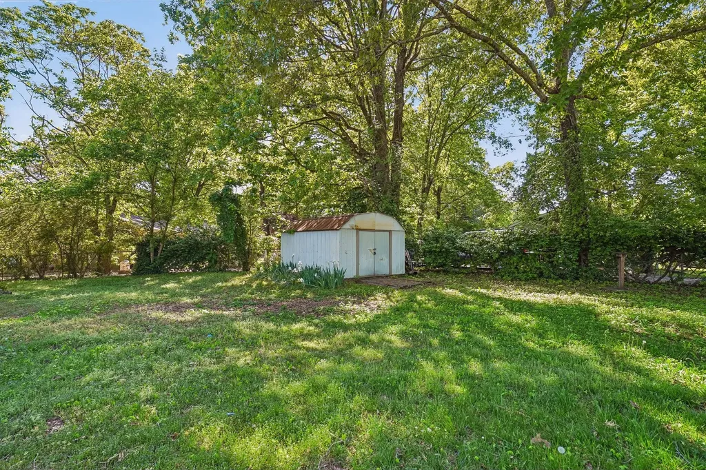 1013 Copper Still Circle Kingston Springs TN 37082