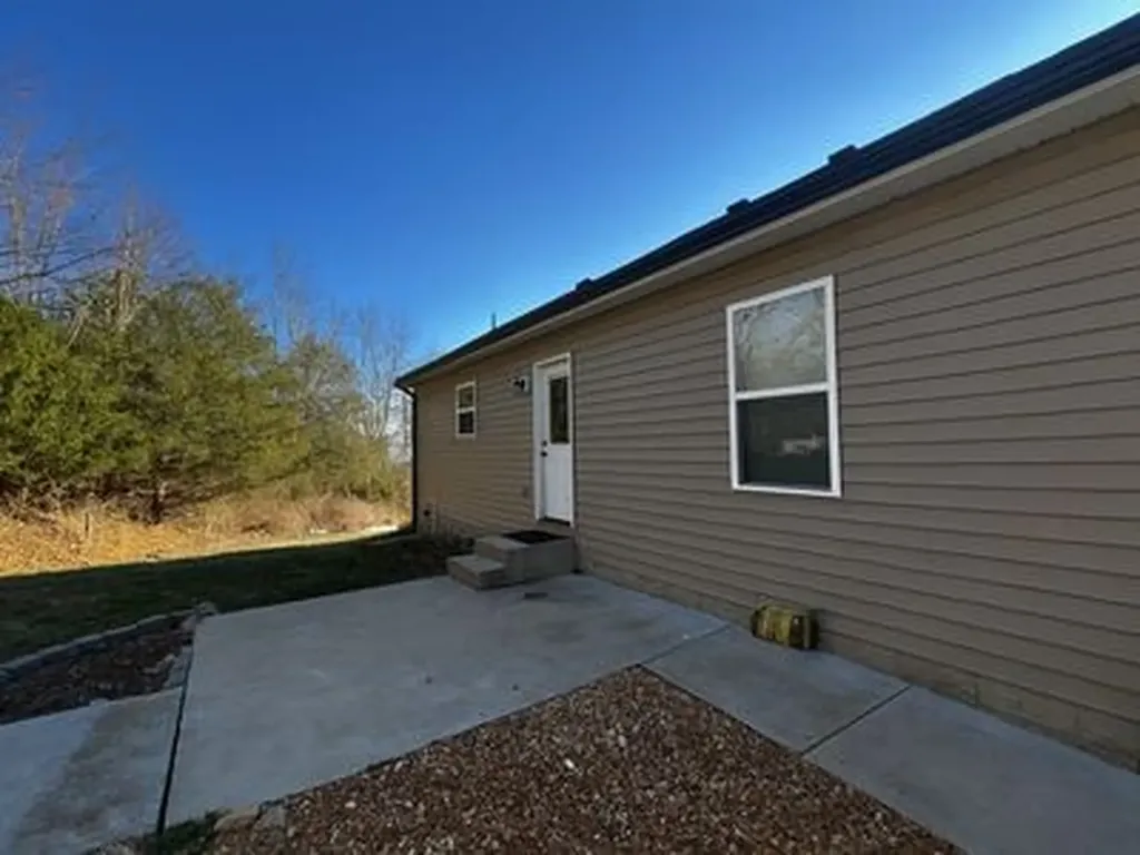 3127 Yell Road Lewisburg TN 37091