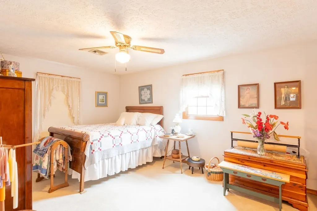 1041 Sandy Valley Road Hendersonville TN 37075