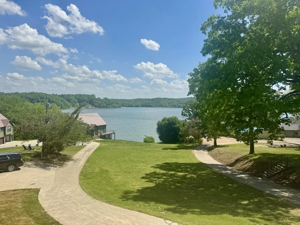 54 Lookout Lane Waverly TN 37185
