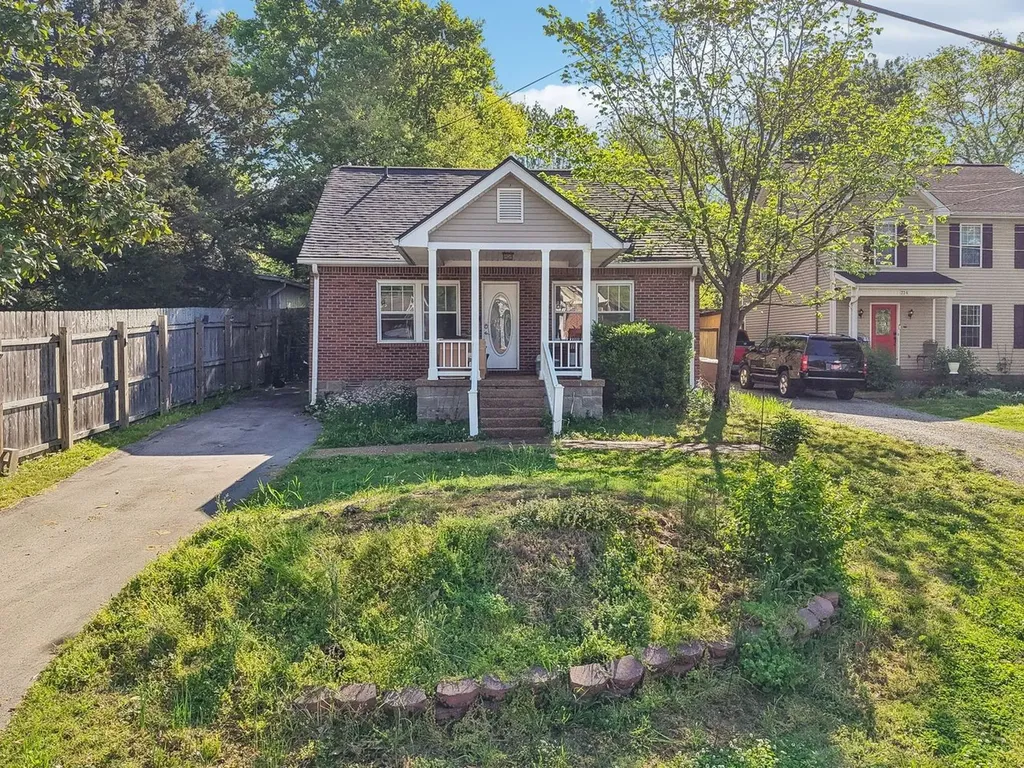 226 54th Ave, N Nashville TN 37209