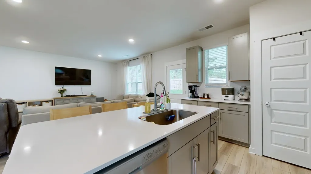 615 Ballard Drive White House TN 37188