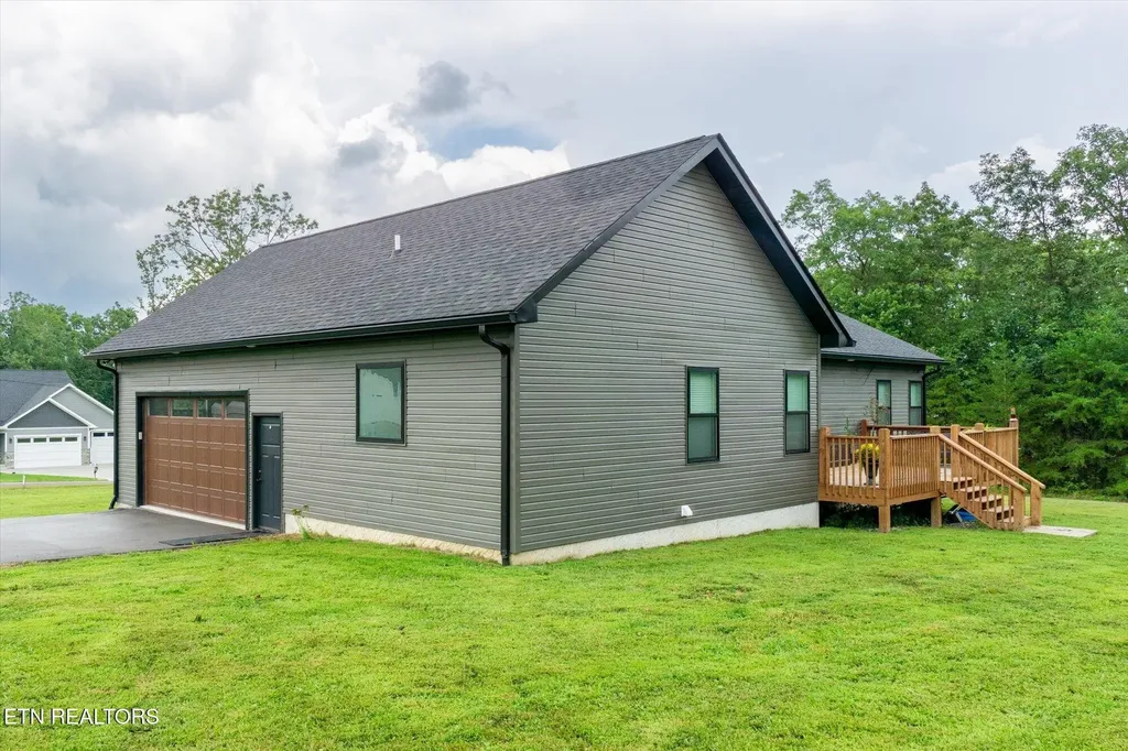 138 Perry Creek Drive Crossville TN 38572