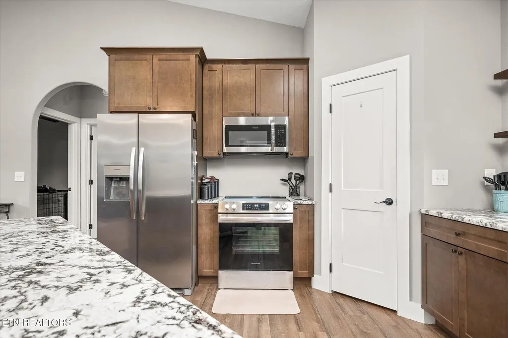138 Perry Creek Drive Crossville TN 38572