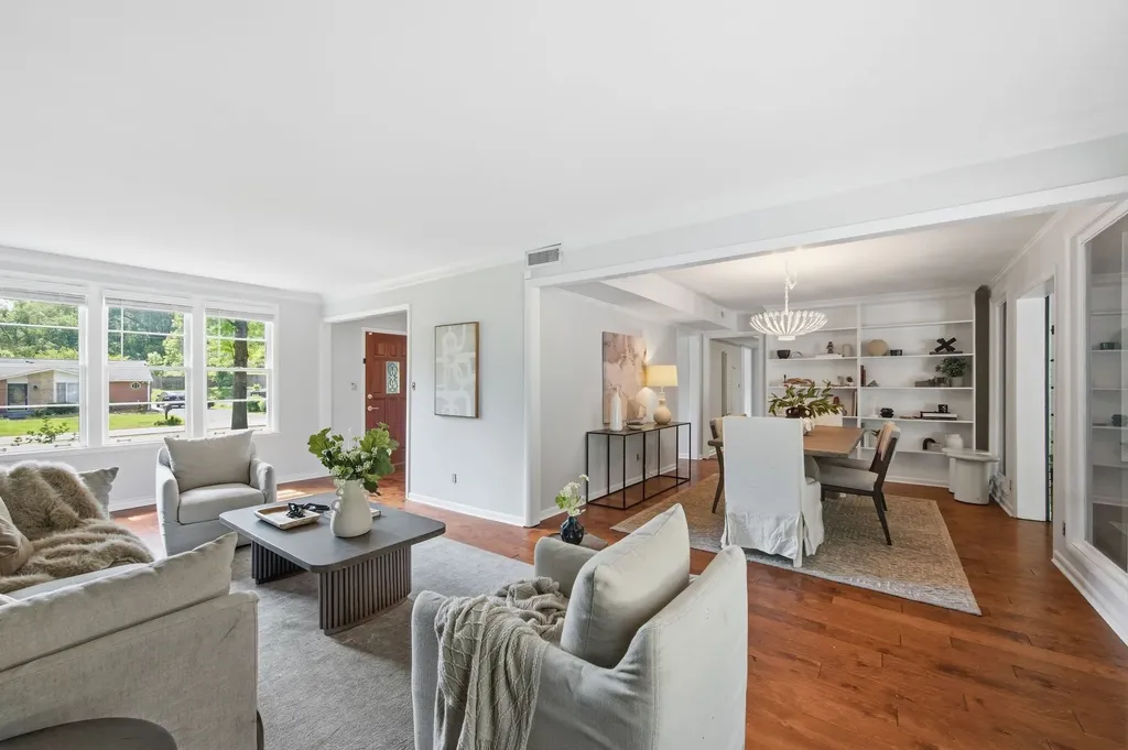 4824 Briarwood Drive Nashville TN 37211