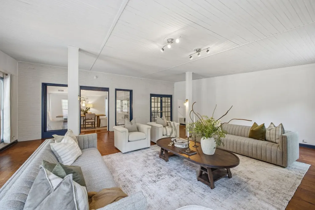 4824 Briarwood Drive Nashville TN 37211