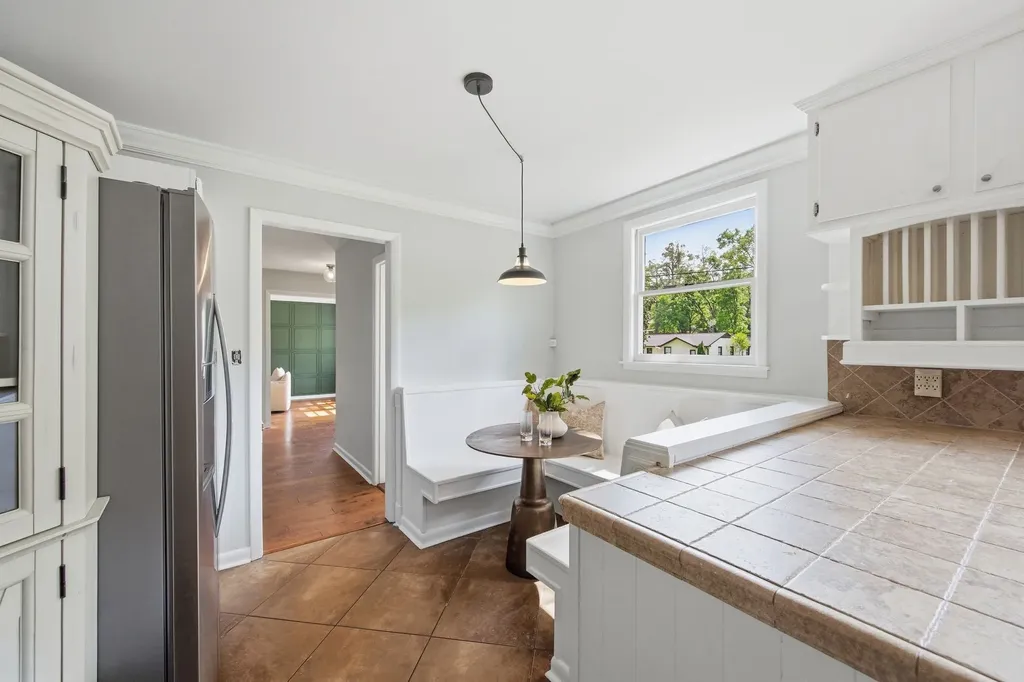 4824 Briarwood Drive Nashville TN 37211