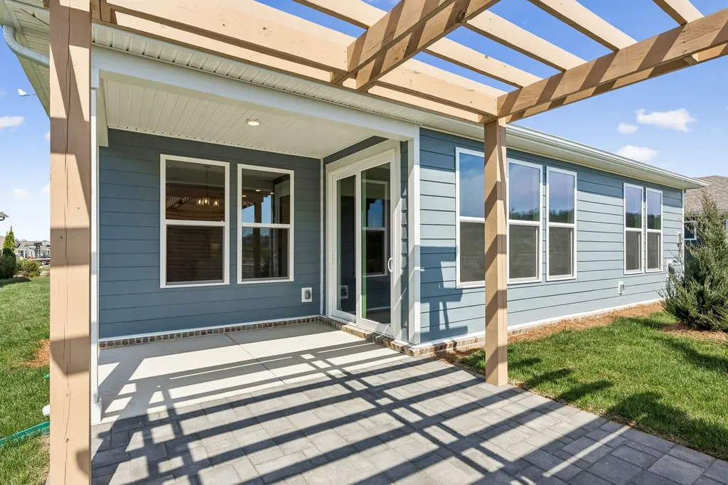 7169 Triad Way Murfreesboro TN 37128