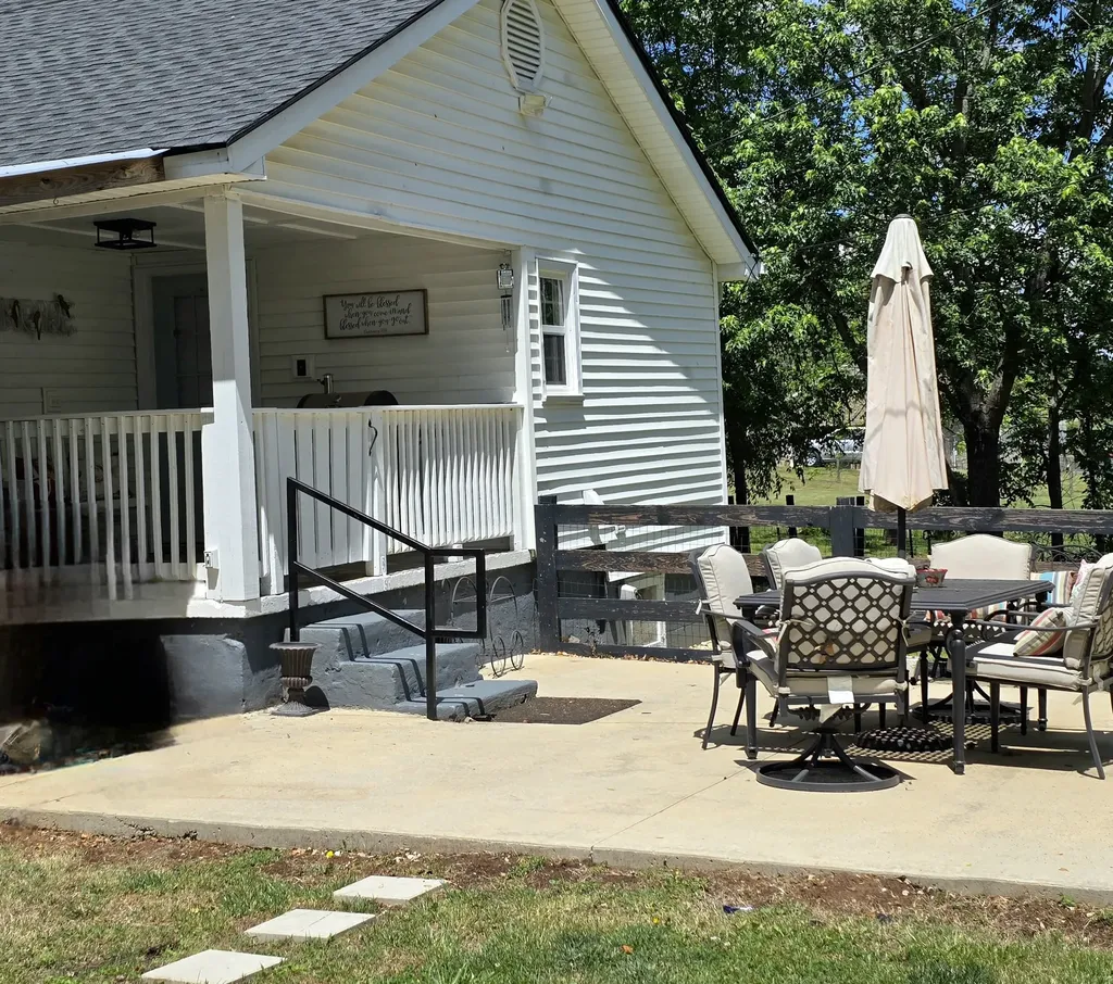 942 Mike Muncey Road Mcminnville TN 37110