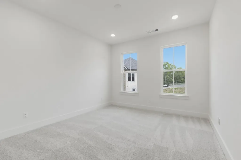 152 Nearwater Place Hendersonville TN 37075
