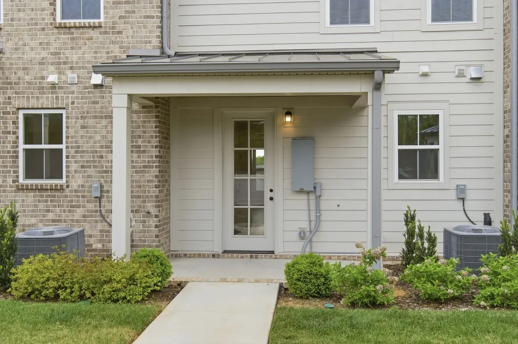 152 Nearwater Place Hendersonville TN 37075