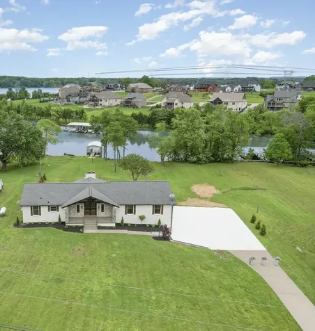 95 Short Drive Mount Juliet TN 37122