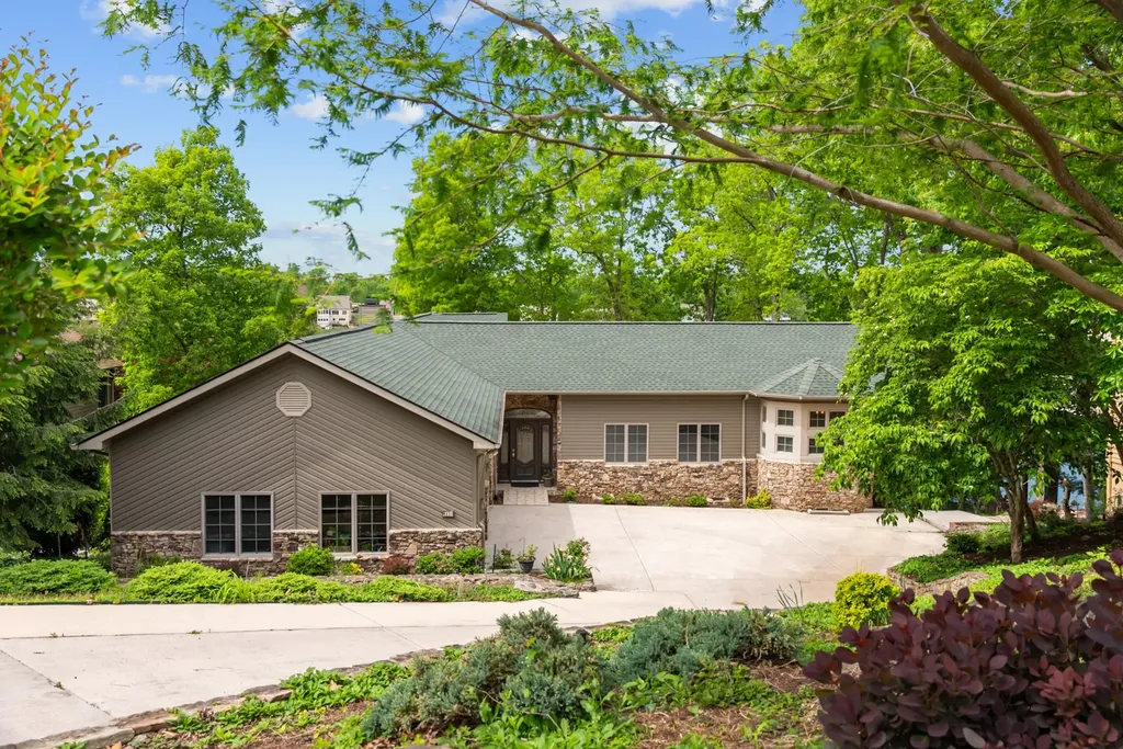 43 Markham Terrace Crossville TN 38558