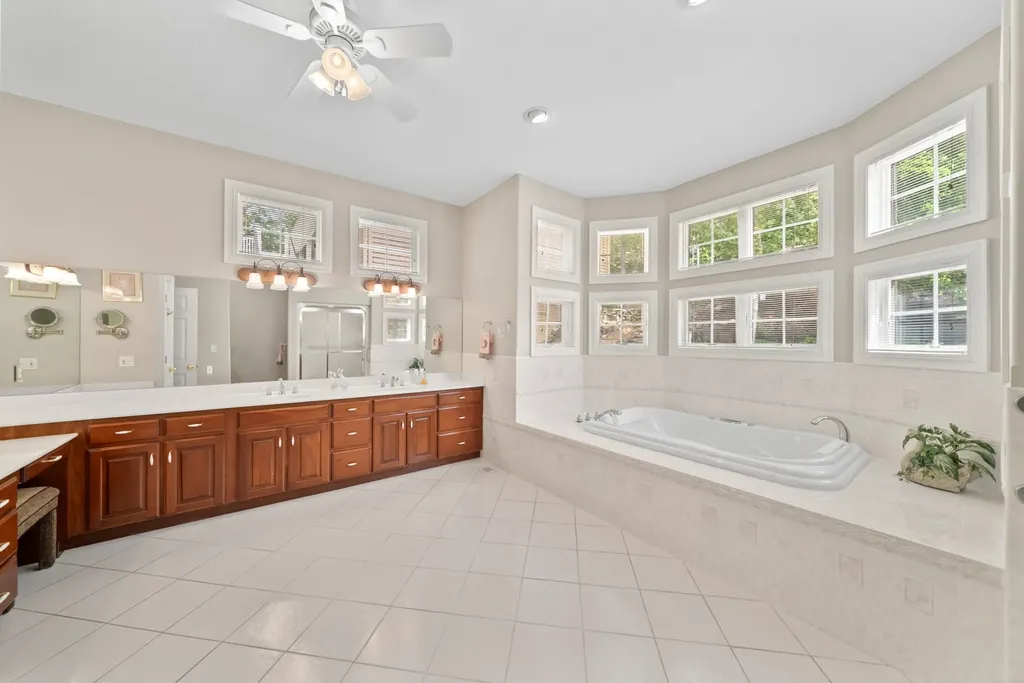 43 Markham Terrace Crossville TN 38558