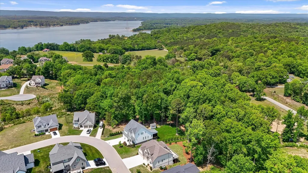 5962 Cashmere Lane Harrison TN 37341