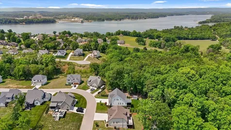 5962 Cashmere Lane Harrison TN 37341