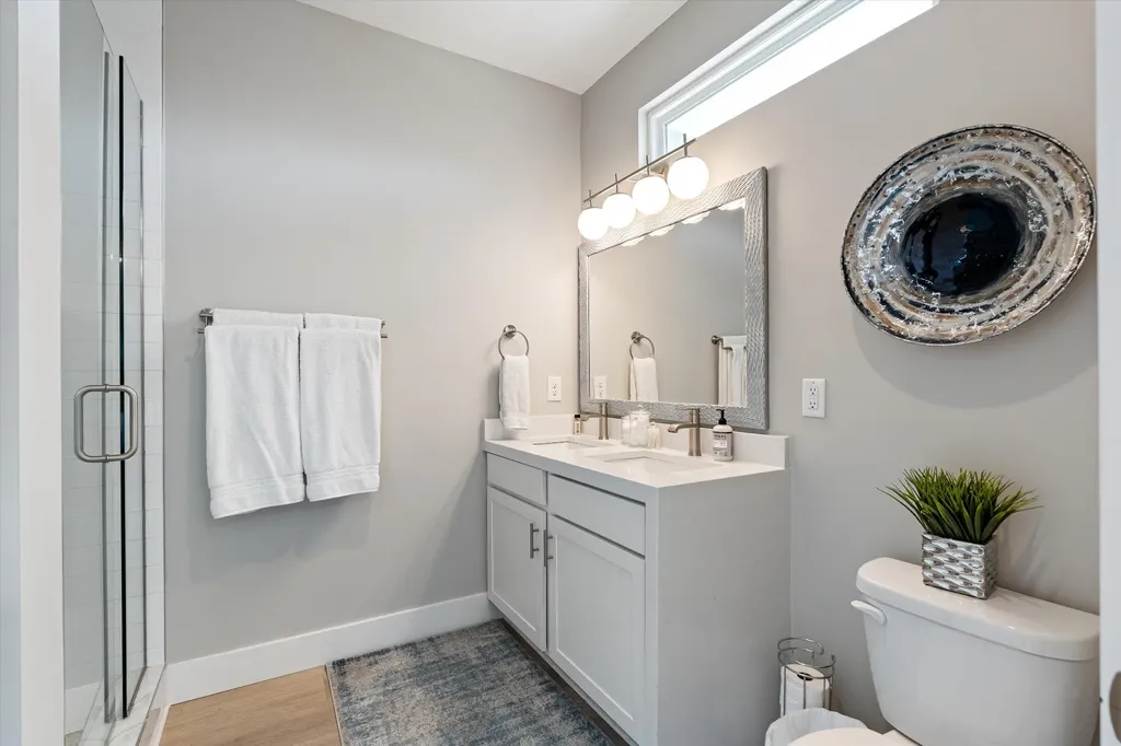62 Fern Avenue Nashville TN 37207