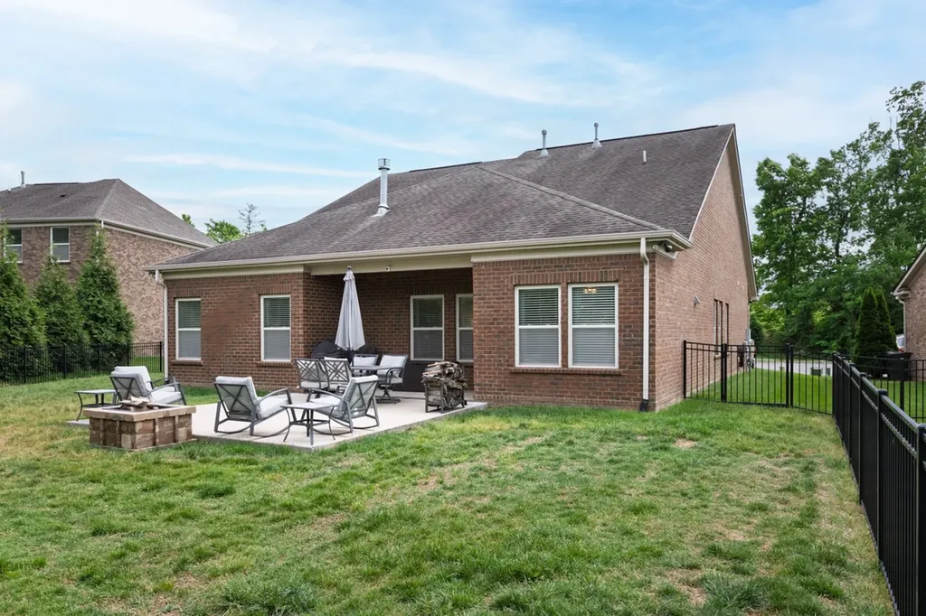219 Calumet Court Gallatin TN 37066